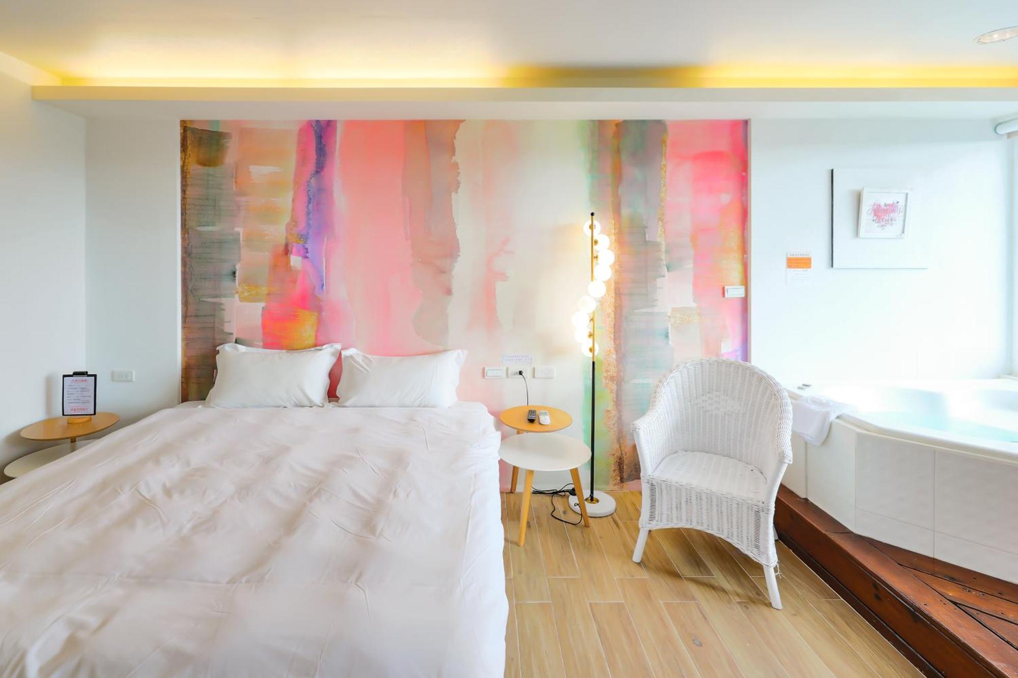 Lovestar Lakeside Hotel - Stars Building Nanwan Habitación foto